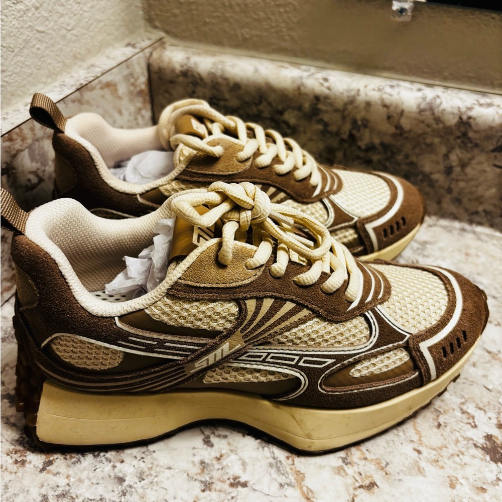Steve Madden Brown and Cream Sneakers